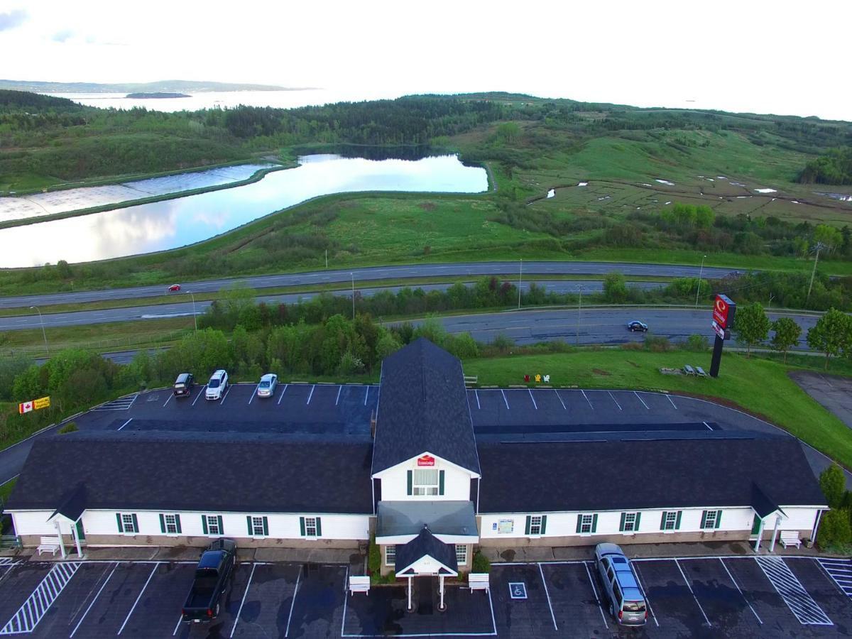 Econo Lodge Inn & Suites Saint John Exterior foto