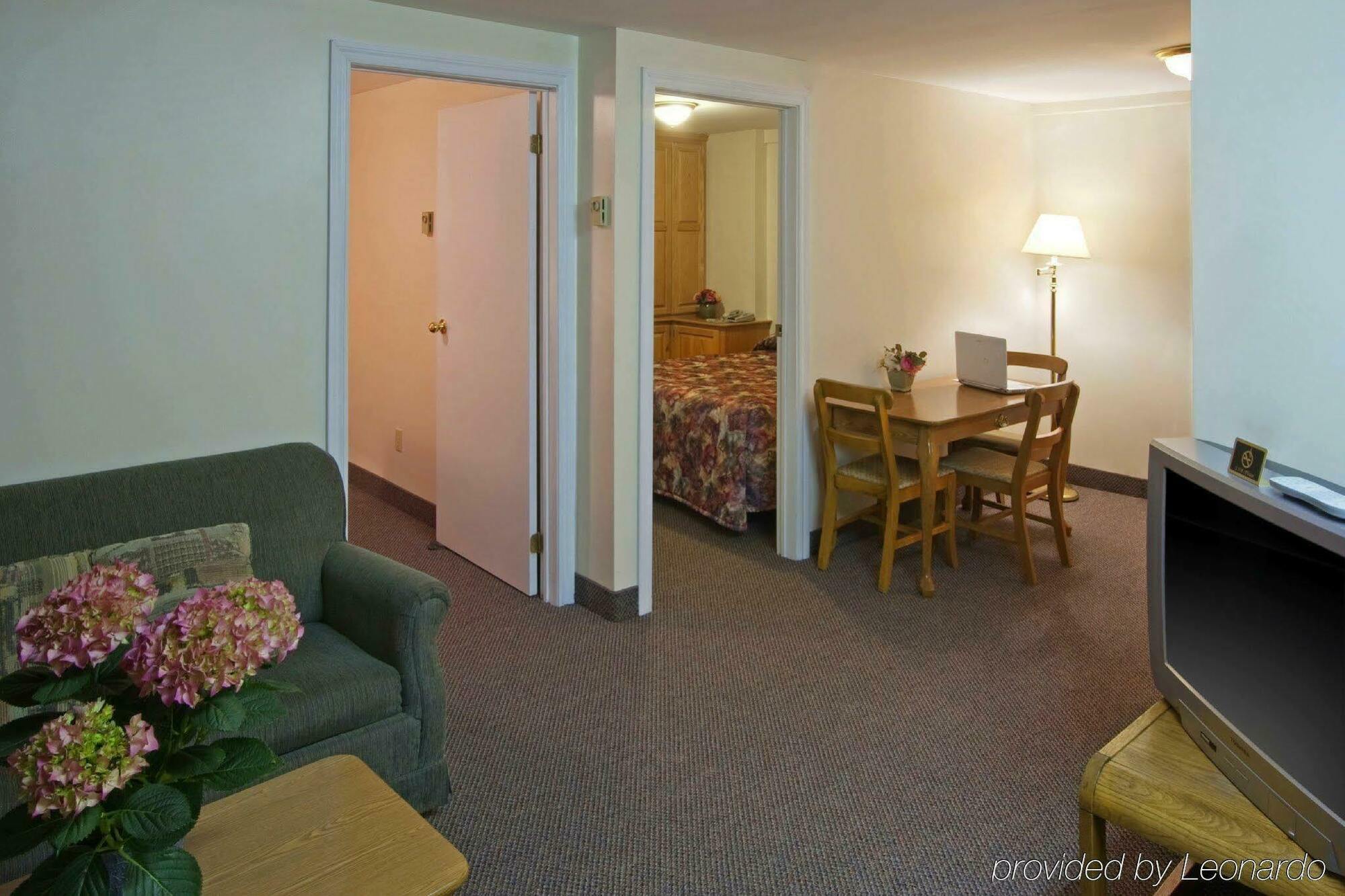 Econo Lodge Inn & Suites Saint John Zimmer foto